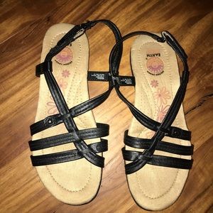 Women’s Earth Spirit sandals